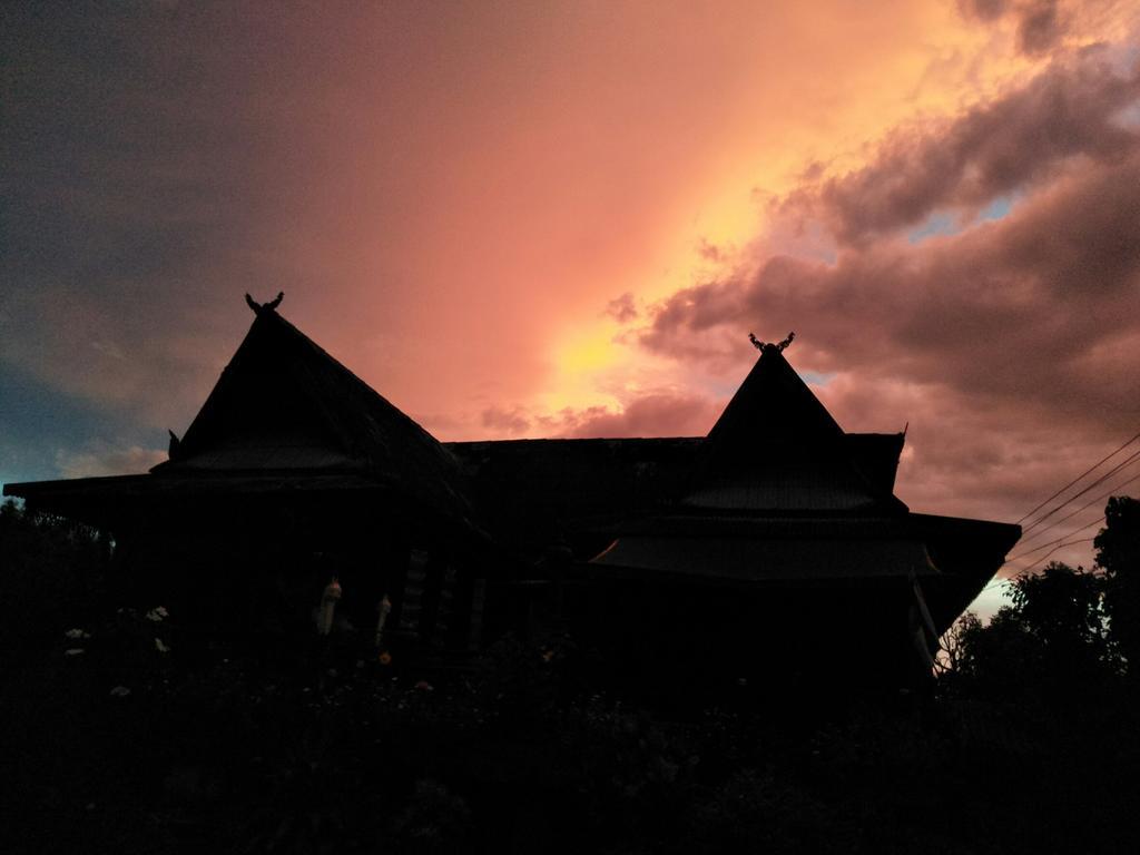 Oui Kaew Homestay Пхаяу Экстерьер фото