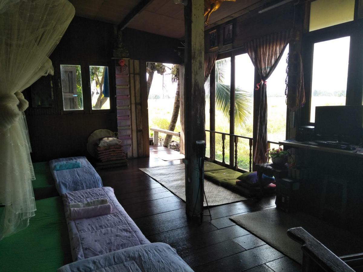Oui Kaew Homestay Пхаяу Экстерьер фото